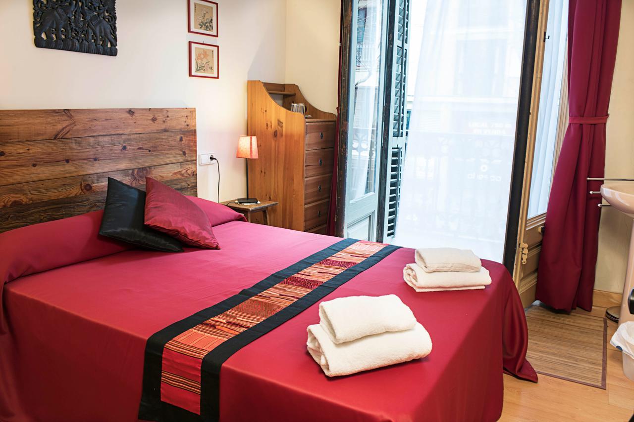 Fashion House Hotell Barcelona Exteriör bild
